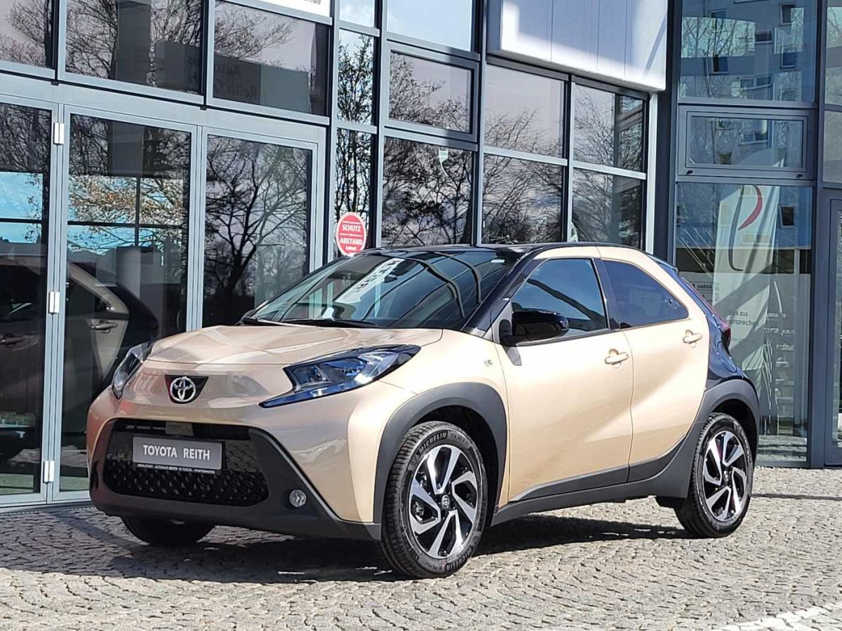 Foto - Toyota Aygo X Pulse