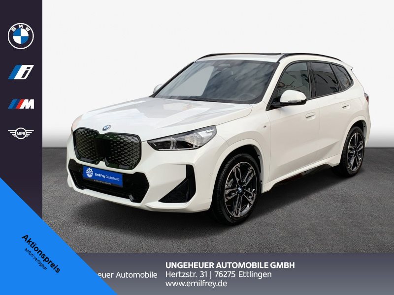 Foto - BMW iX1 xDrive30 M Sportpaket Head-Up HK HiFi DAB