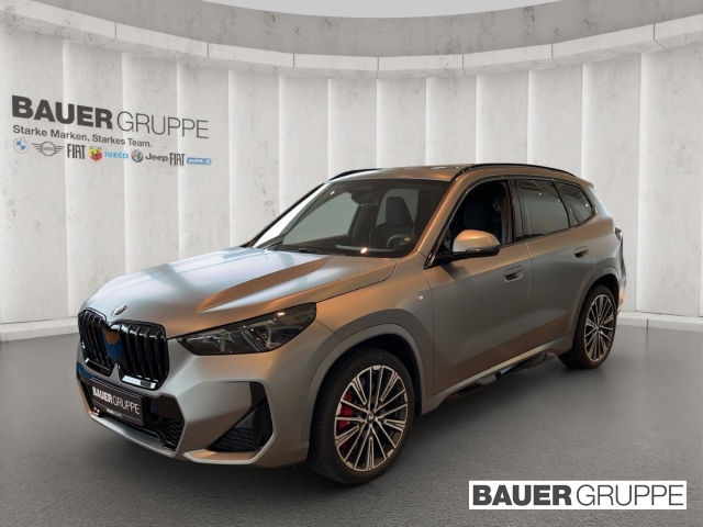 Foto - BMW X1 sDrive20i M Sport UPE 63.250,- AHK Sportpaket AD AHK-klappbar Panorama Navi digitales