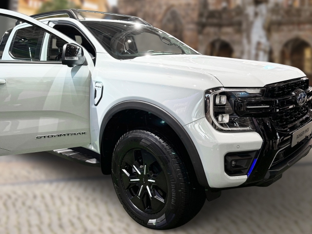 Foto - Ford Ranger 2,3 Liter EcoBoost DOKA Automatik 10 Gang Stormtrak Plug In Hybrid