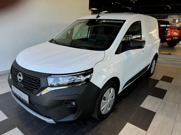 Foto - Nissan Townstar mit AHK,  N-Connecta L1 130PS 6MT