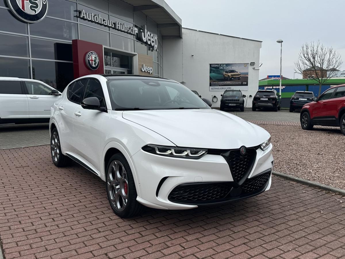 Foto - Alfa Romeo Tonale Tributo Italiano 160PS Technologie Paket