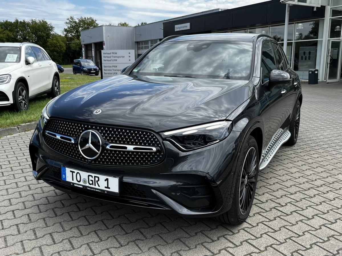 Foto - Mercedes-Benz GLC 400 e 4M mit AMG+MASSAGE+BURMESTER+HINTERACHSLENKUNG+PANO+AIRMATIC+2 JAHRE GARANTIE👏👍❤️