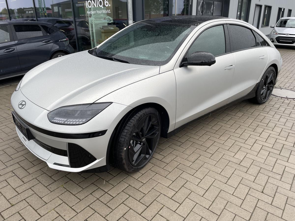 Foto - Hyundai IONIQ 6 77,4kWh 4WD First Edition