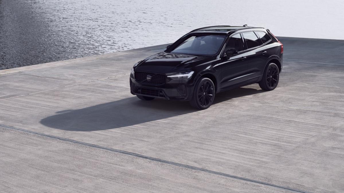 Foto - Volvo XC 60 B5 Benzin AWD Ultimate Black Edition