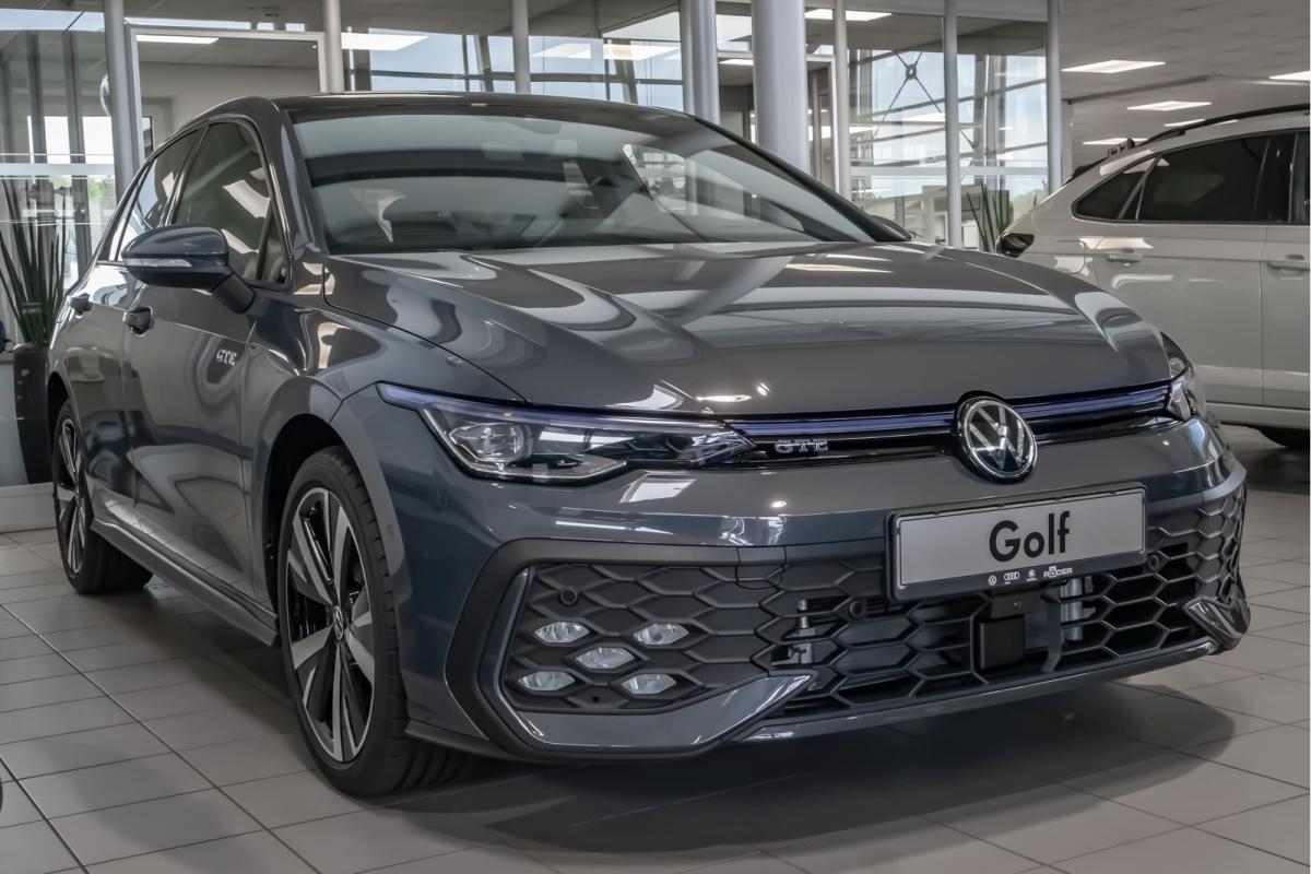 Foto - Volkswagen Golf GTE //SOFORT VERF.// 1,5 l eHybrid OPF 130 kW (177 PS) / 85 kW (116 PS) 6-Gang-Doppelkupplungsgetrie