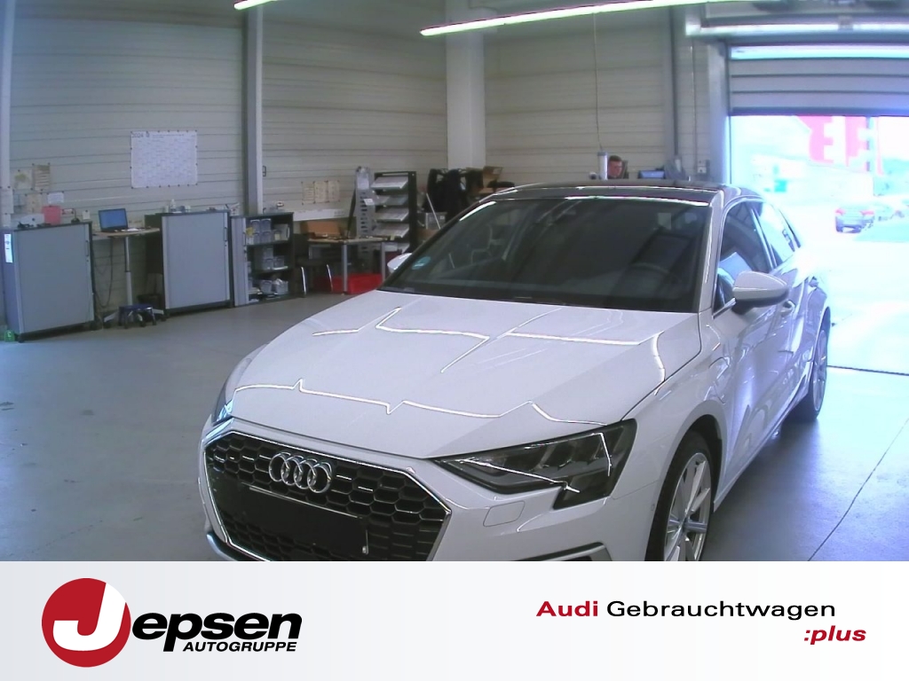 Foto - Audi A3 Sportback 40TFSI e advanced S tr. PANO 18Ž