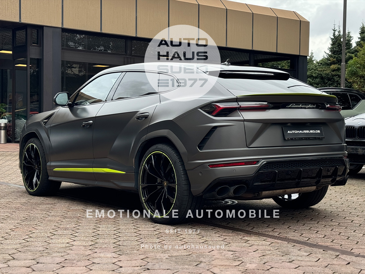 Foto - Lamborghini Urus *SONDERMODELL GRAPHITE CAPSULE* *SOFORT*