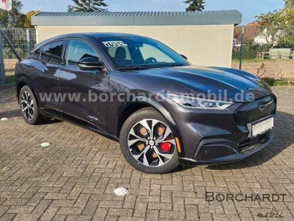 Ford Mustang Mach-E für 474,38 € brutto leasen