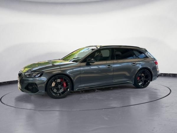 Foto - Audi RS4 Avant/Competition+/Pano/Bang & Olufsen/Assistenzpaket Stadt&Tour*