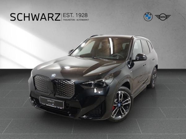 BMW iX1 für 589,00 € brutto leasen