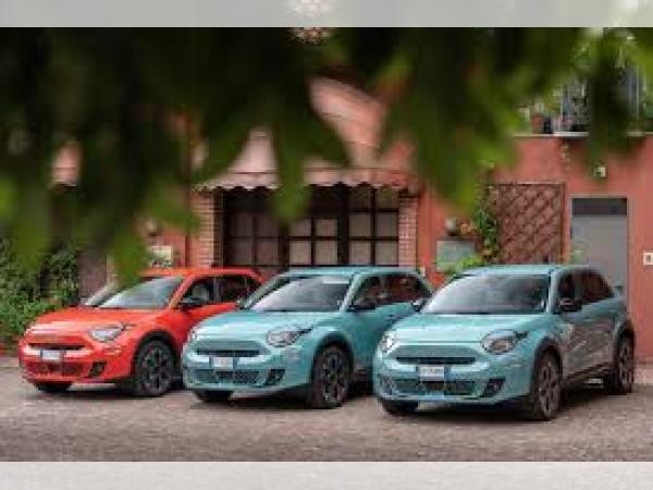 Foto - Fiat 600 125 Jahre-Edition Alle Farben