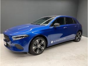 Mercedes-Benz A250e Progressive Advanced Plus Pano MBUX