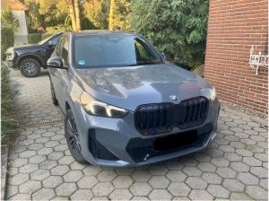 Foto - BMW X1