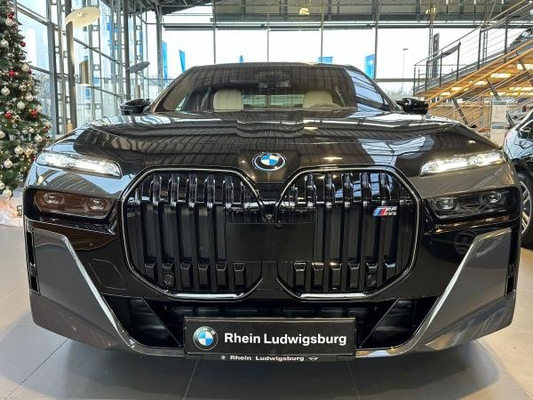 Foto - BMW 760 M760e xDrive Limousine VORFÜHRWAGEN