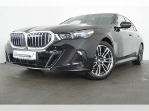 BMW 520 d Limo M Sport STANDHEIZUNG,AHK,H&K HIFI,360 GRAD KAMERA,DRIVING ASSIST PLUS