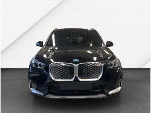 BMW iX1 xDrive30 LED 17"AHK ACC SPORTSITZ KAMERA