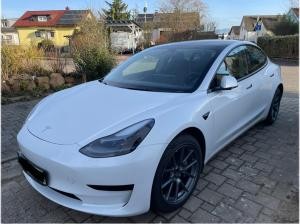 Foto - Tesla Model 3