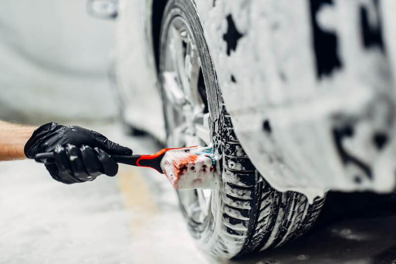 Auto selber waschen: So klappt's mit der Autohandwäsche!